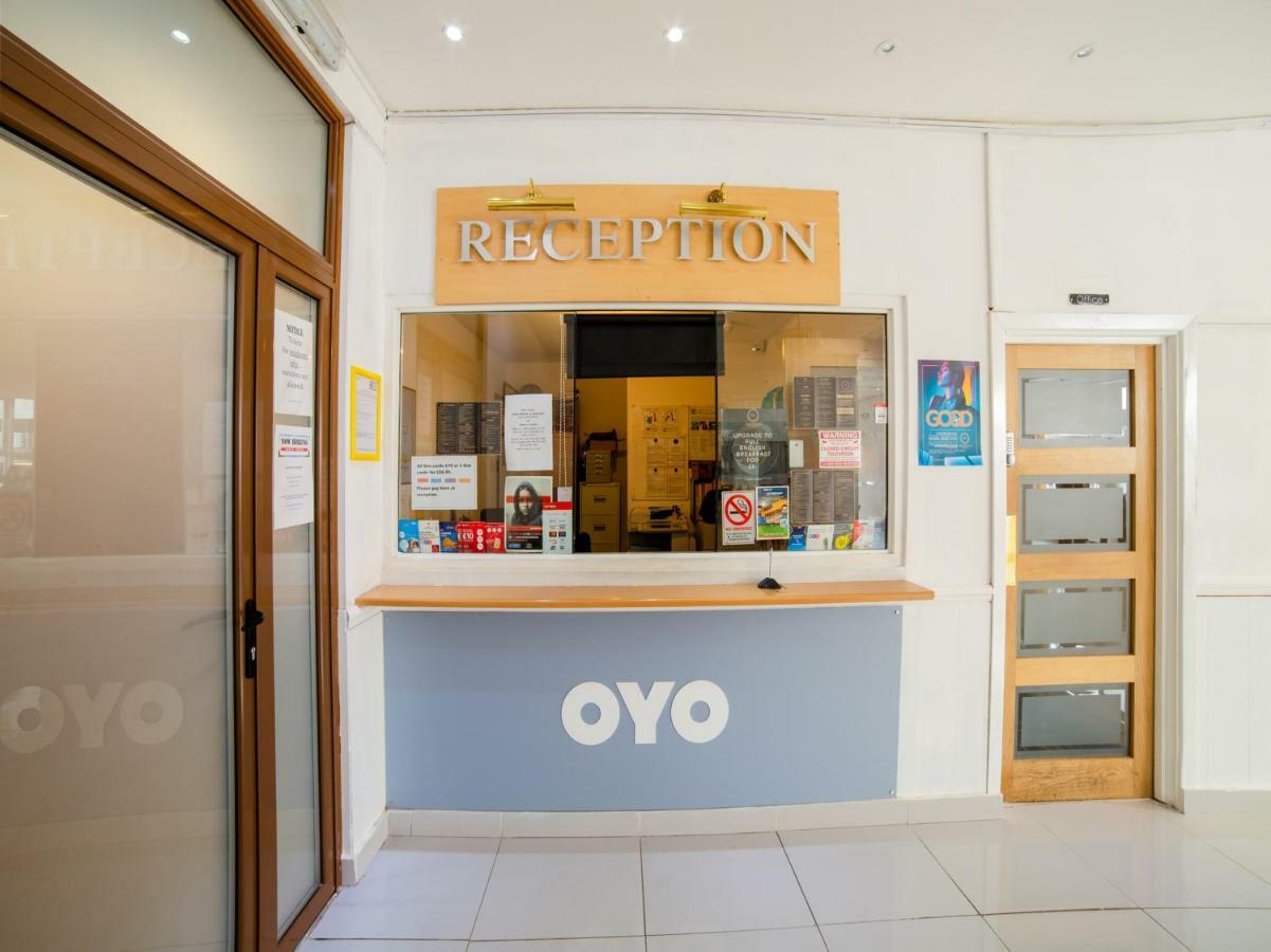 Oyo Osterley Park Hotel Isleworth Exterior photo